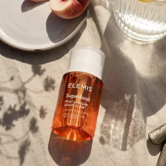 Elemis Superfood Fruit Vinegar Liquid Glow - Picture 2 of 2